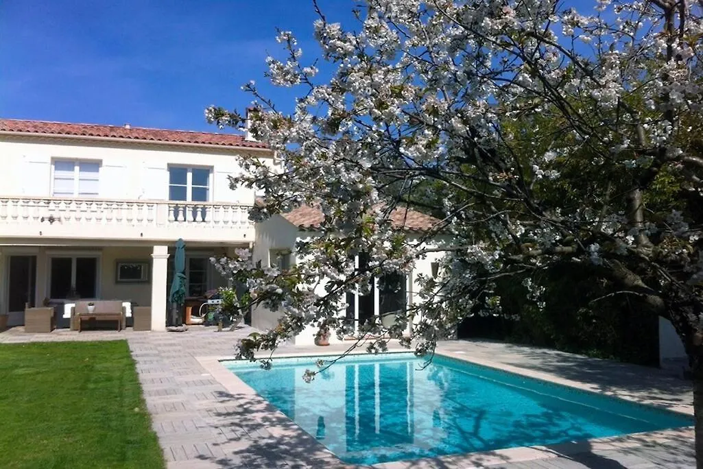Leamalia Central Jardin Clos Piscine Et Plages Saint-Raphael  Saint-Raphael (Var)